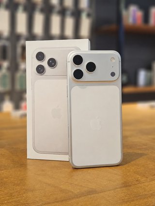 IPHONE 17 PRO MAX 512GB PLATA 97% BATERÍA
