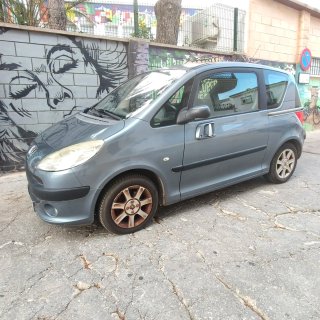Peugeot 1007 2005