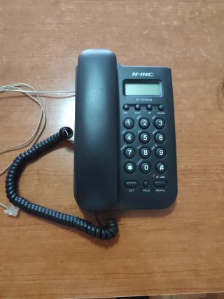2 Teléfonos Fijos (1 Inalámbrico y 1 Sobremesa)