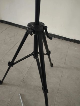 Trípode Fotográfico Negro