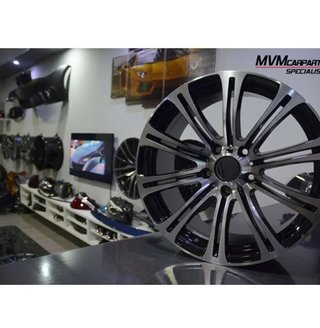 Juego de 4 Llantas 18 M 92 Black BM077