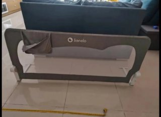 Barrera de Cama Lionelo Gris