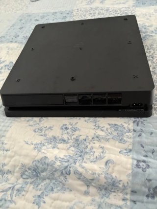 Consola PlayStation 4 (PS4) Negra