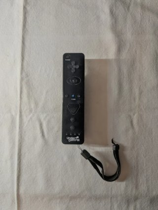 Mando Wii Under Control Negro
