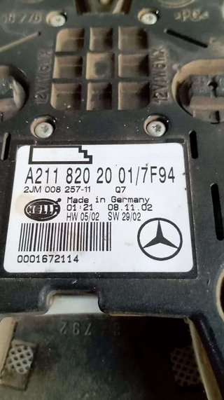 64584 luz interior a2118202001 mercedes-benz clase
