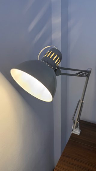 Lámpara de escritorio industrial m