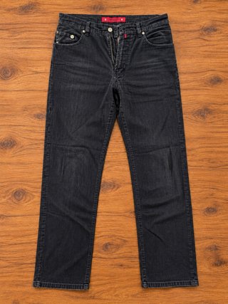 Pantalón Vaquero Negro Pierre Cardin