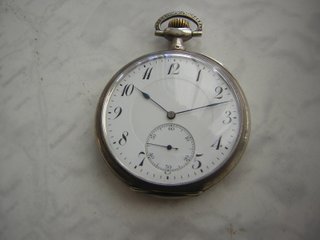 RELOJ DE BOLSILLO DE PLATA MACIZA AÑO 1910-1920