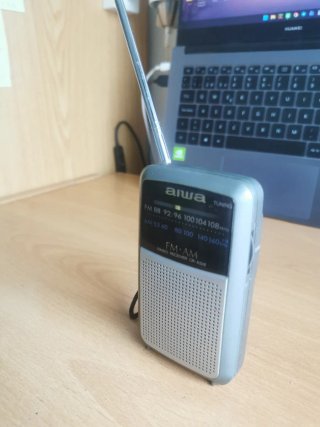 Radio Aiwa CR-AS16 japonesa