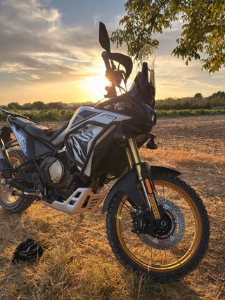 Voge 800 Rally