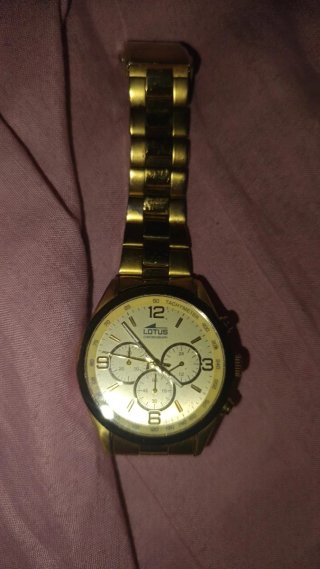 Reloj Lotus Cronógrafo Dorado