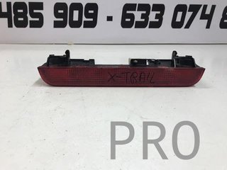 Tercera luz de freno x trail