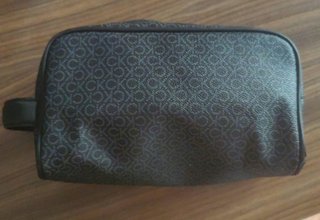 Bolsa de aseo Calvin Klein negra