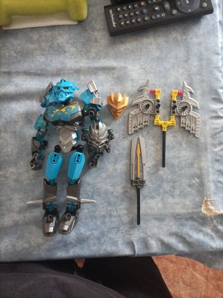 LEGO Bionicle Maestro del Agua 70786