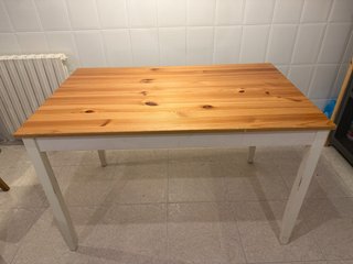 Mesa IKEA LERHAMN Madera y Blanca