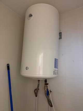 Termo Eléctrico 80L