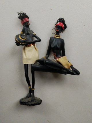Lote de 2 Figuras Étnicas Decorativas