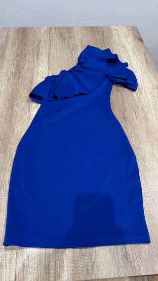 Vestido Azul Asimétrico