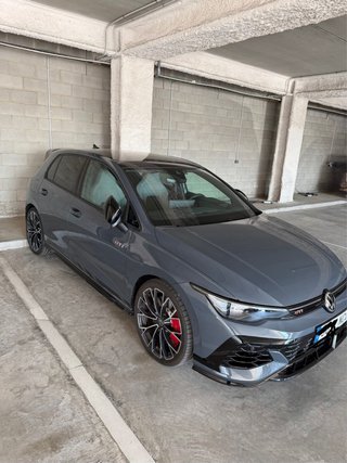 Volkswagen Golf 2025