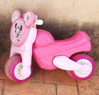 Correpasillos Moto Minnie Mouse Rosa
