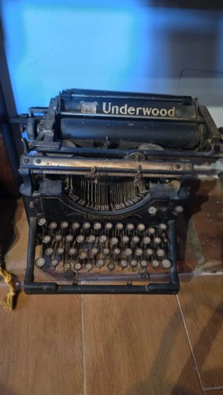 Máquina de escribir antigua Underwood
