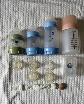 Pack de 4 Biberones y Esterilizador