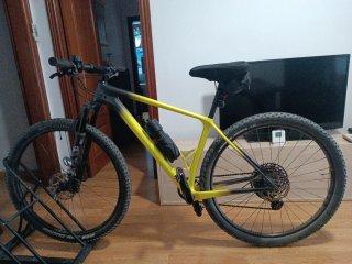 Bicicleta de Montaña Cannondale Carbono