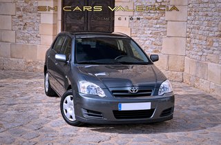 TOYOTA COROLLA 1.4 VVT-i 97CV SOLO 126.000 KMS !!!