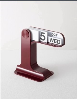 Calendario Timor ruby red de Artemide