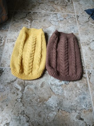 2 Jerseys de Punto Talla Pequeña