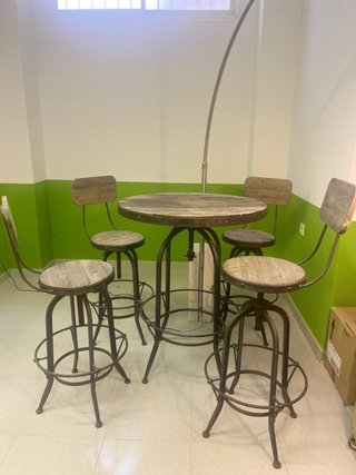 Mesa Alta con 4 Taburetes Estilo Rústico