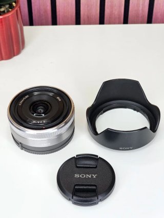 Objetivo Sony E 16mm F2.8 (SEL16F28)