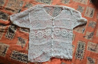 Chaqueta de ganchillo blanca manga corta