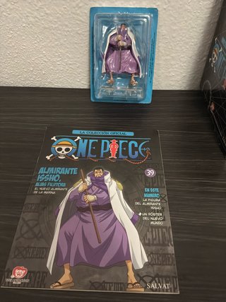 Figura Almirante Issho One Piece Salvat