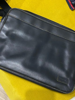 Funda Bandolera de Piel Knomo