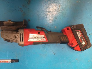 Radial a batería Milwaukee M18