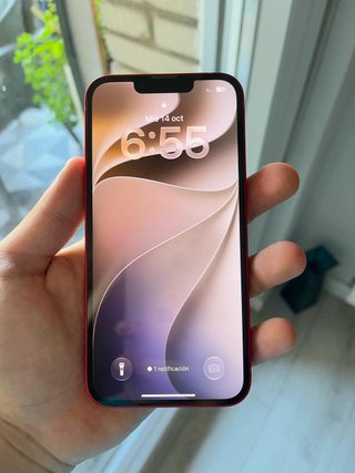 iPhone 13 Rojo 100% de batería
