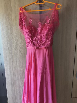 Vestido de fiesta rosa