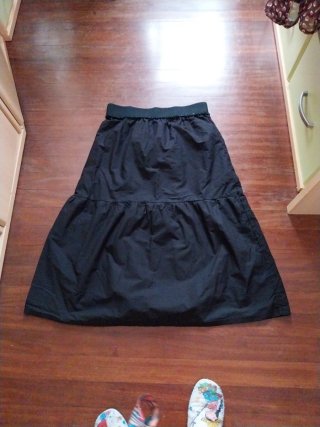 Falda Negra Larga