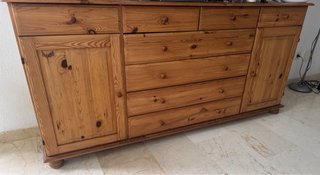 Mueble de salón de madera