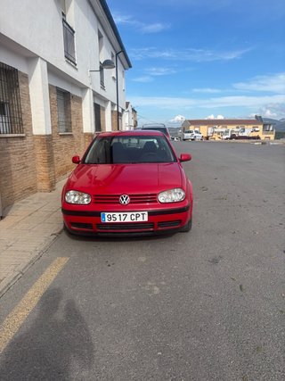 Volkswagen Golf 2003