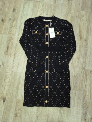 Vestido Negro con Estampado de Corazones