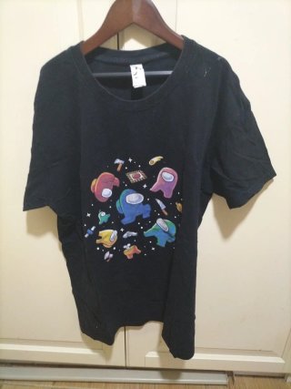 Camiseta Negra Manga Corta Among Us