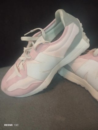 Zapatillas New Balance Rosa y Blanco