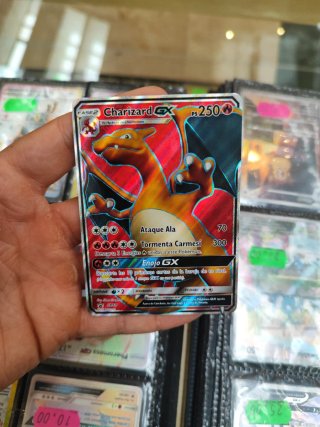 Carta Pokémon Charizard GX SM60 Español