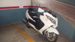 Suzuki Burgman 400
