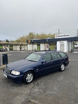 Mercedes-Benz Clase C 280- Familiar
