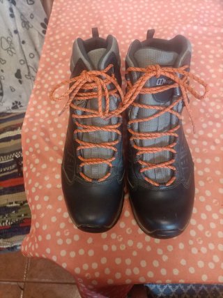 Botas de montaña Berghaus