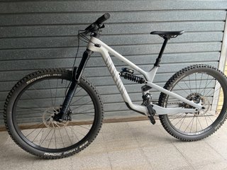 Bicicleta de Montaña Canyon Spectral M121 carbono