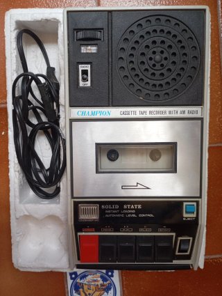 Radio Cassette Antiguo Champion